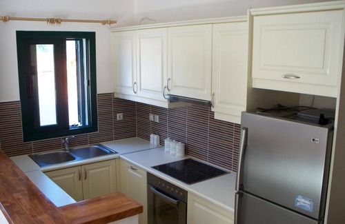 Sami Apartment | Apartment 'Sami Beach Villas Fedra' with Private Pool, Wi-Fi and Air Conditioning