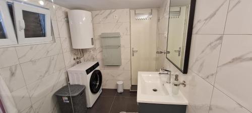 Kastel Sucurac Apartment | Apartment San Giorgio