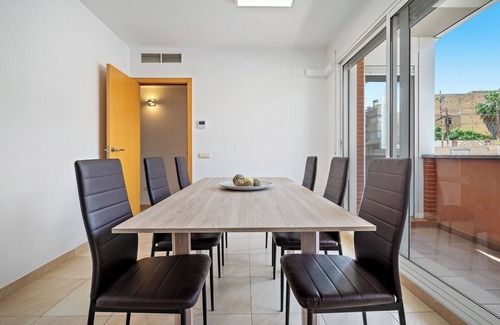 L'Aldea Apartment | Apartment 'Sara' with Private Terrace, Wi-Fi and Air Conditioning