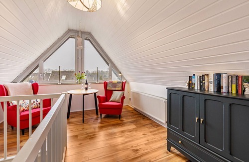 Bottrop Apartment | Apartment 'Schöne Wohnung In Oberhausen' with Wi-Fi