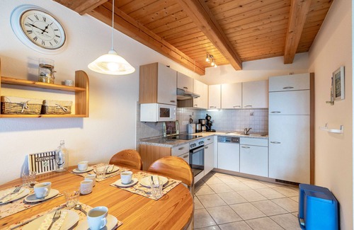 Westerhever Apartment | Apartment "Schäferhof Dircks 2" with Garden & Wi-Fi