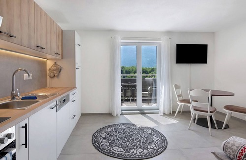 Sluderno Apartment | Apartment 'Schöneck Edelweiss' with Mountain View, Shared Terrace and Wi-Fi