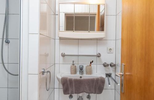Norddeich Apartment | Apartment Schwalbennest II by Interhome