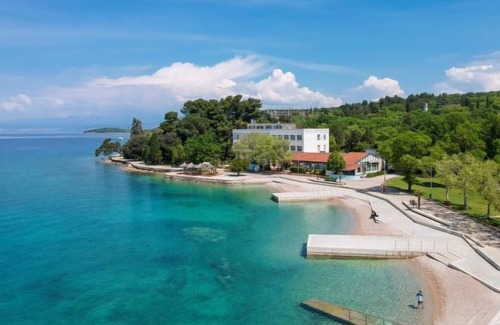 Rasopasno Apartment | Apartment Sina (MLK352) in Krk/Malinska - 4 persons, 2 bedrooms