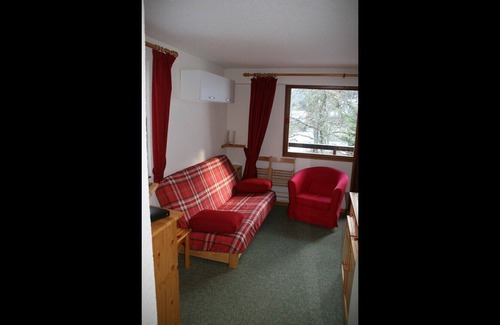 Saint-Jean-dʼAulps Hotel | Apartment ski-in ski-out 150m from the Les PortesDuSoleil gondola