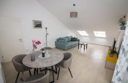 Kostrena Apartment | Apartment Skylight
