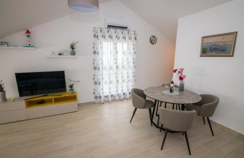 Kostrena Apartment | Apartment Skylight