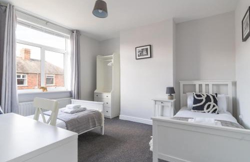 Bedlington Apartment | Apartment - Sleeps 3 - Pet friendly - Parking