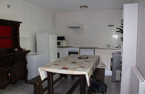 Eaux-Bonnes Apartment | Apartment sleeps 8-10 quiet in eaux bonnes 64
