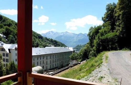 Sers Apartment | Apartment sleeps 8 with parking and WIFI, near the center of Barèges