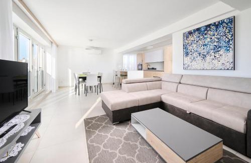 Umag Apartment | Apartment SONJA in Garden Palace Resort Umag