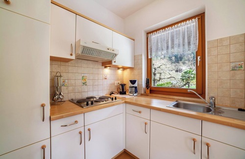 San Leonardo in Passiria Apartment | Apartment "Sonnenblume" with Mountain View, Pool, Wi-Fi, Balcony & Garden