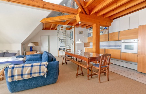 Le Croisic Apartment | Apartment 'Spacieux Face Mer' with Sea View and Balcony