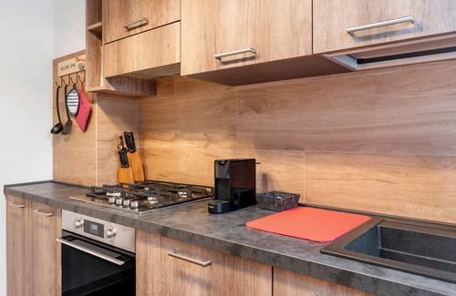 Spormaggiore Apartment | Apartment 'Spormaggiore' with Mountain View and Shared Garden