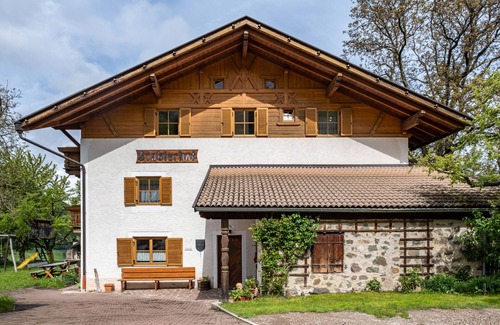 Cornedo All'isarco Apartment | Apartment 'Stablerhof - Löwenzahn' with Mountain View, Garden & Wi-Fi