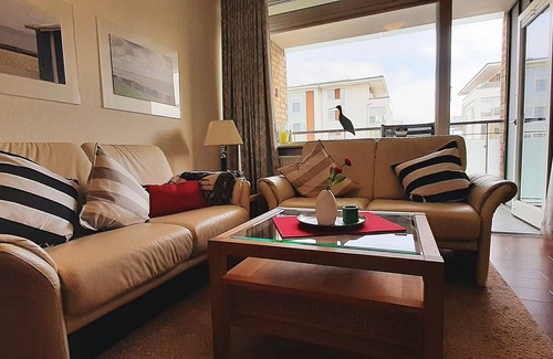 Steinwarder Apartment | Apartment "Strandlust": Great apartment with sunbathing area on the lake and