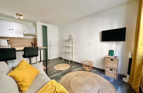 Perier Apartment | Apartment studio carré d'or Paradis 8ème