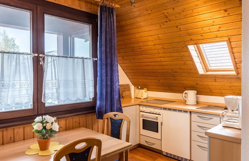 Ueberlingen Apartment | Apartment 'Studiowohnung Haus 18' with Balcony and Wi-Fi