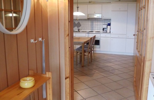 Nordstrand Apartment | Apartment 'Süderoog' with Private Terrace, Shared Garden and Wi-Fi
