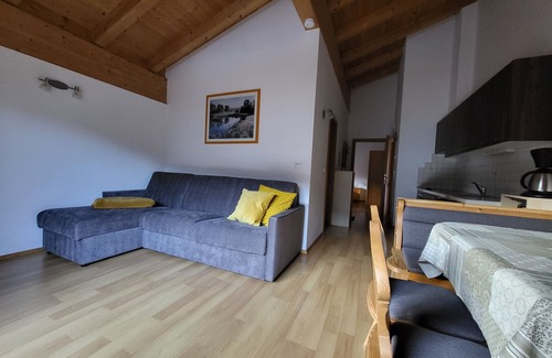 Mareta Apartment | Apartment 'Sultan' with Mountain View, Shared Pool and Wi-Fi