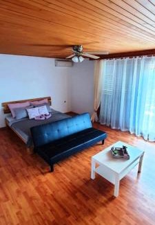 Lovrecica Apartment | Apartment Summer Nest