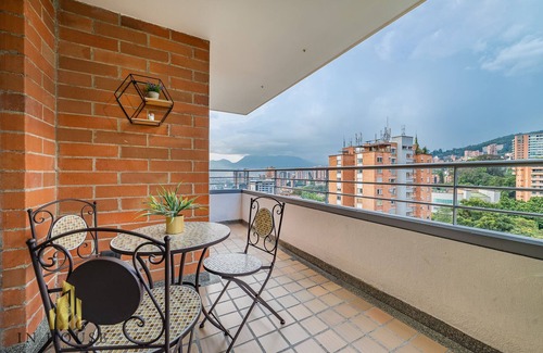 El Tesoro Apartment | Apartment, sunset Pool views/Provenza - BV 1204