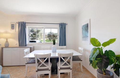 Figueiral Apartment | Apartment Sunset