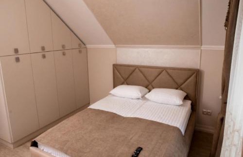 Uzhhorod Apartment | Apartment Sweethome 4 FREE PARKING