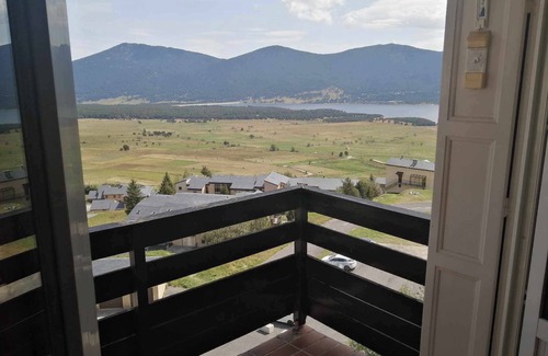 Les Angles Apartment | Apartment T2 (43m2) Résidence Soleil et Montagne, resort center Les Angles