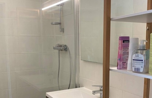 Residence Las Rebes Batiment House | Apartment T2, Bright, Air-conditioned, Spacious