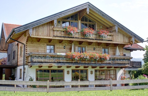 Kreuzfeld Apartment | Apartment Teisenberg for 2 persons with balcony, 45 sqm, n.k.