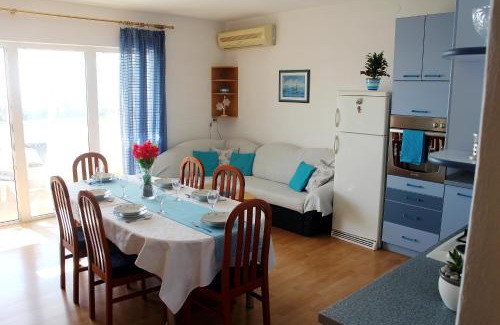 Komiza Apartment | Apartment Teraferma