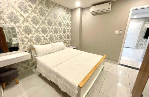 Phuong 8 Apartment | Apartment Terra Royal, Luxury and Central Spot