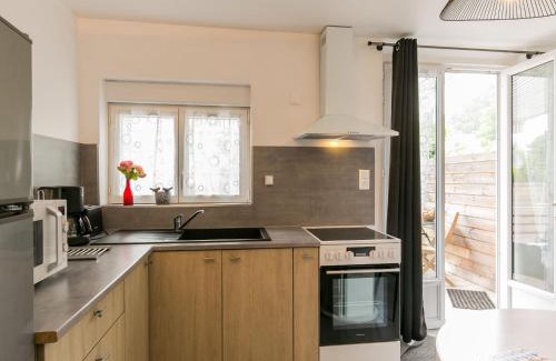Locquirec Apartment | Apartment Terre et Mer by Interhome