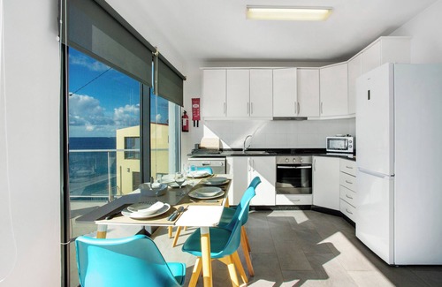 Jardim do Mar Apartment | Apartment 'The Wave House - Two Bedroom' with Sea View, Wi-Fi and Air Conditioning
