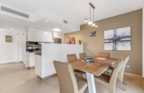 Torrevieja Apartment | Apartment 'Tindra Punta Marina' with Shared Pool, Wi-Fi and Air Conditioning