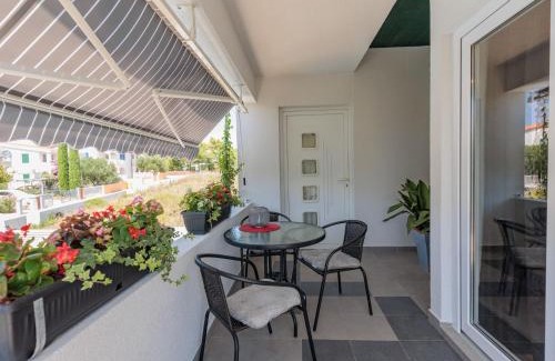 Vir Apartment | Apartment Tome-1 by Interhome