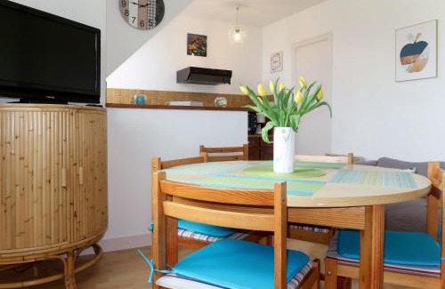 Goulien Apartment | Apartment Ty Ménez by Interhome