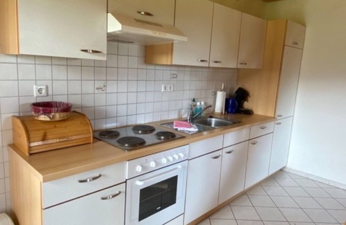 Schollach Apartment | Apartment 'Untertalblick' with Shared Garden, Balcony and Wi-Fi