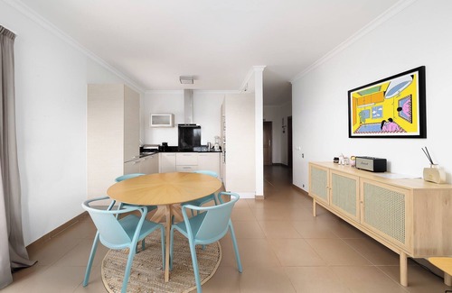 Portimao Apartment | Apartment 'V2 Vale da Ribeira' with Shared Pool, Wi-Fi and Air Conditioning