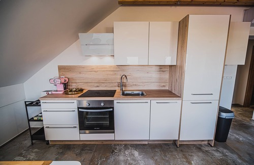 Brezice Apartment | Apartment Vazataor With hot tub and Sauna