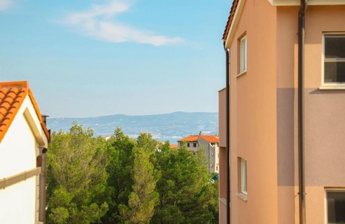 Podstrana Apartment | Apartment Vesna near beach with the balcony