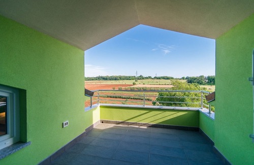 Vrvari Apartment | Apartment Vet-Centar No.2 with Balcony