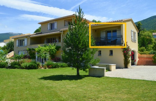 Montbrun-les-Bains Apartment | Apartment 'Villa Fleury' with Private Terrace, Balcony and Wi-Fi