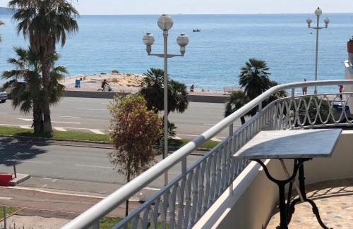 Fabron Apartment | Apartment Villa HenriIV