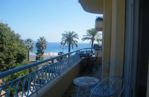 Fabron Apartment | Apartment Villa HenriIV