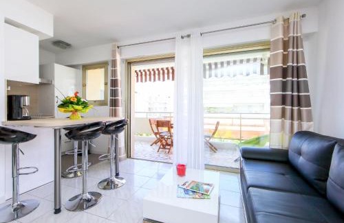 Pointe Croisette Apartment | Apartment Villa Lerins-6 by Interhome