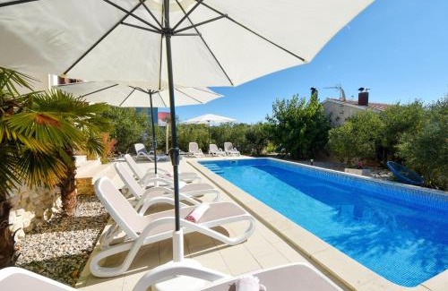 Brodarica Apartment | Apartment Villa Malu Sun I by Interhome
