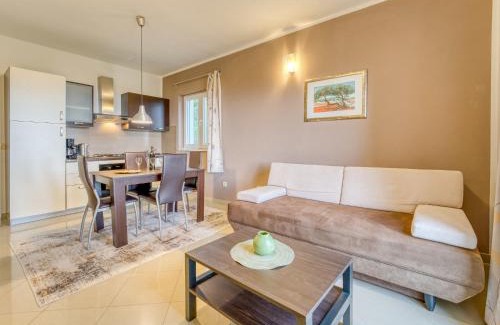 Brsec Apartment | Apartment Villa Tara-2 by Interhome