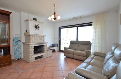 Pjescana Uvala Apartment | Apartment Villa Ursa by Interhome